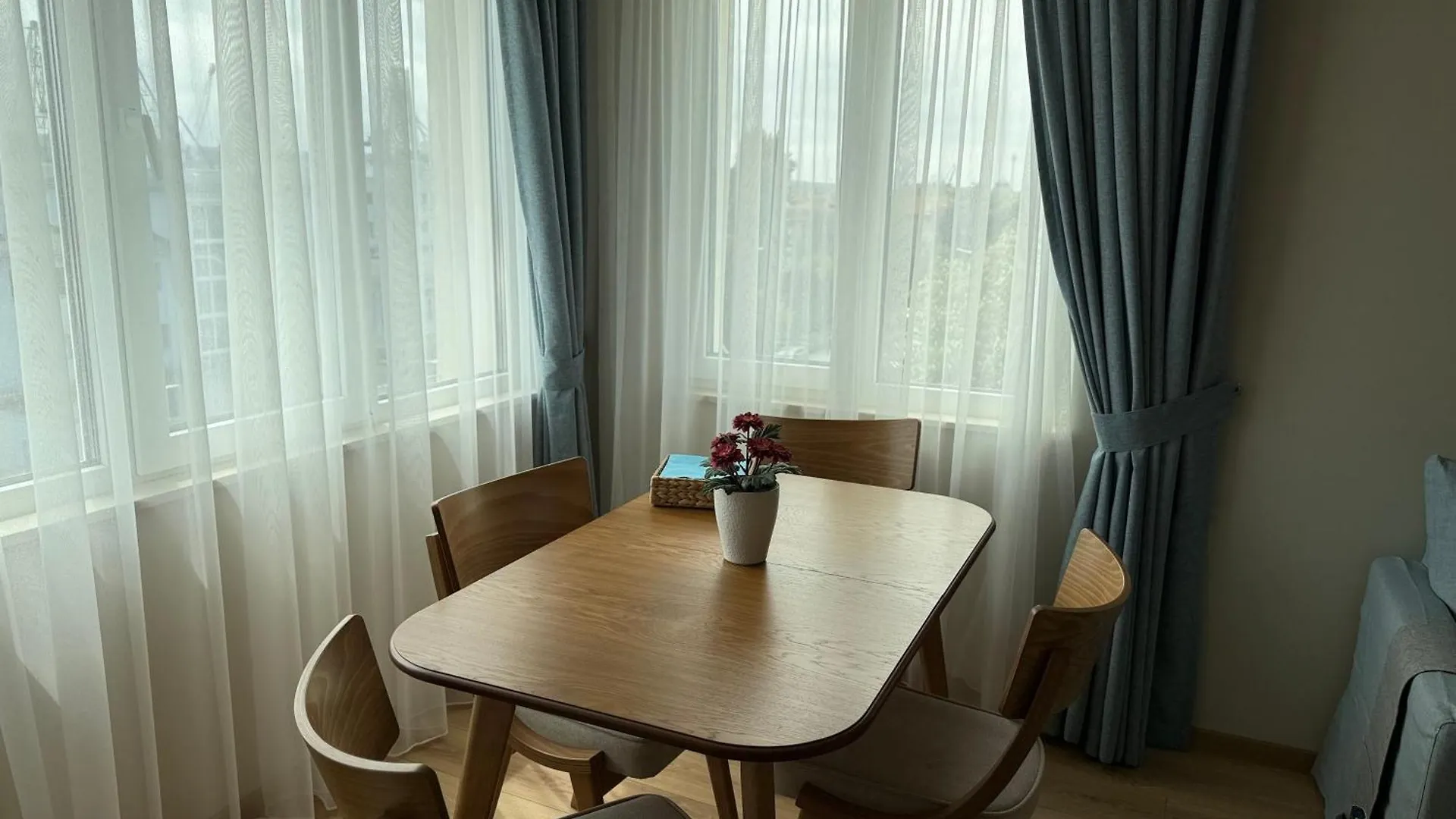 Smile Old City Apartment Varna 0*,